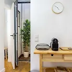 Lovelystay - Traditional Alfama View Apartment *