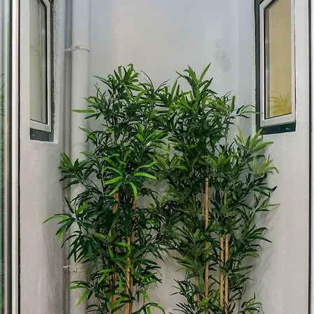 Lovelystay - Traditional Alfama View * Lissabon