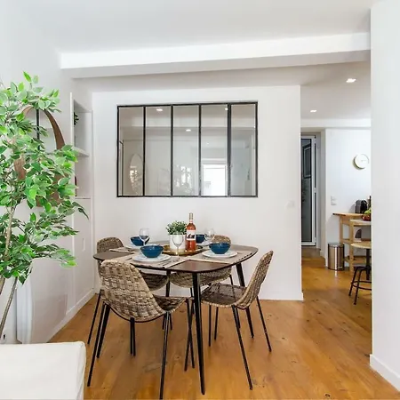 Lovelystay - Traditional Alfama View Lissabon