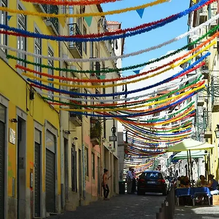 Apartment Lovelystay - Traditional Alfama View Lisbon