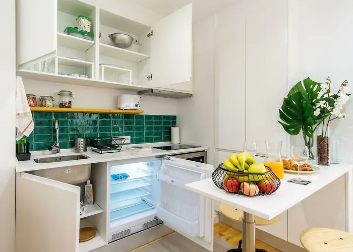 شقة Lovelystay - Traditional Alfama View *