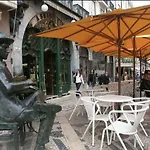 Lovelystay - Traditional Alfama View リスボン